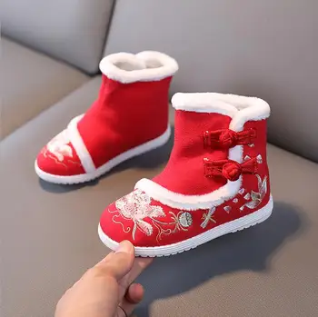 Inverno Estilo Chinês Meninas Botas de Criança Nova Menina dos desenhos animados do Bordado Sapatos Outono de Crianças Hanfu Sapatos de Pelúcia Quente Sapatos de Meninas